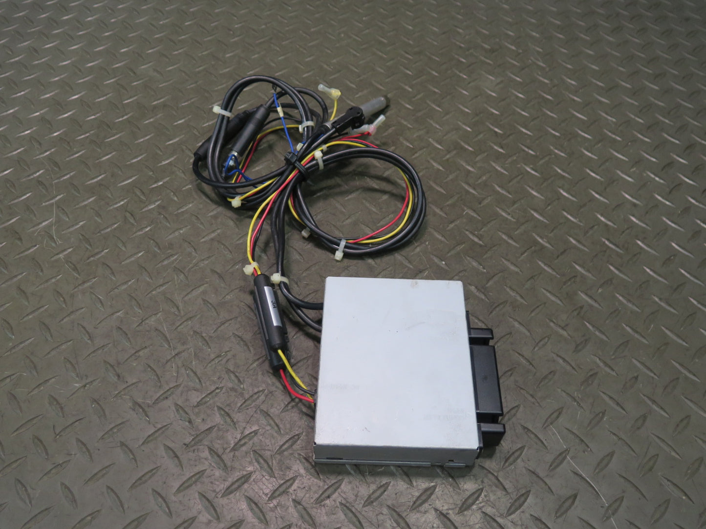 JVC KS-RF100 CD Changer Controller w Wire