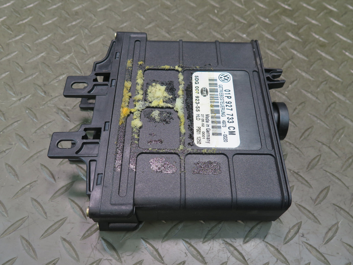 02-03 VW Eurovan T4 2.8L EQJ Transmission Control Module TCM TCU 01P927733CM OEM