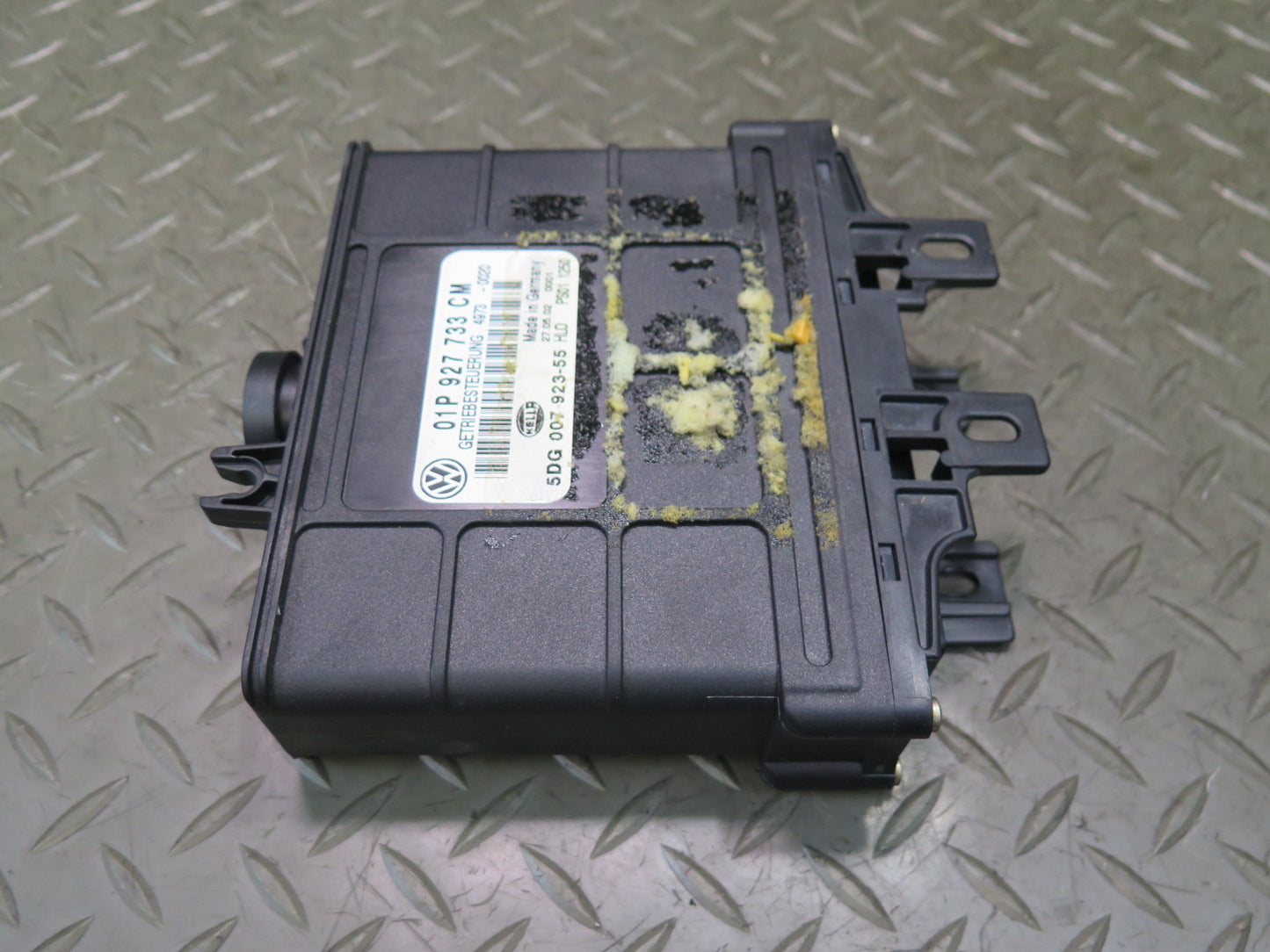 02-03 VW Eurovan T4 2.8L EQJ Transmission Control Module TCM TCU 01P927733CM OEM