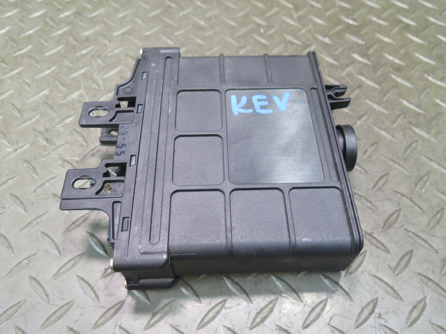 02-03 VW Eurovan T4 2.8L EQJ Transmission Control Module TCM TCU 01P927733CM OEM