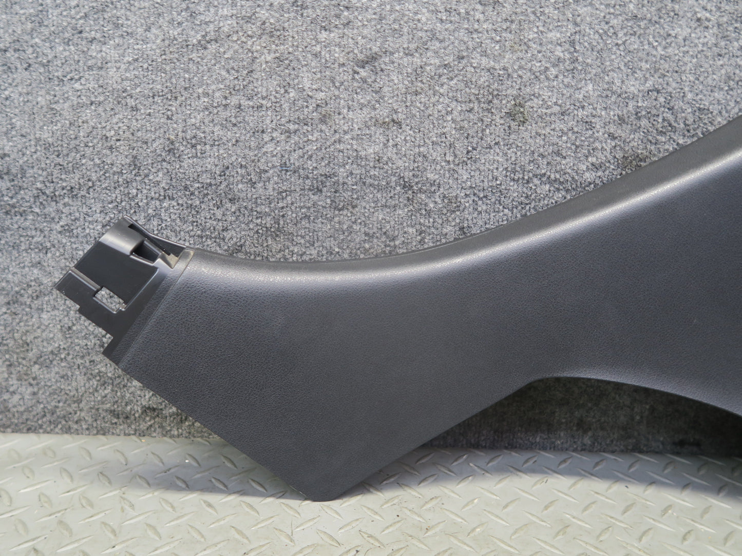 10-17 Nissan 370Z Convertible Rear Right Lower Quarter Trim Cover 769001ET1A OEM