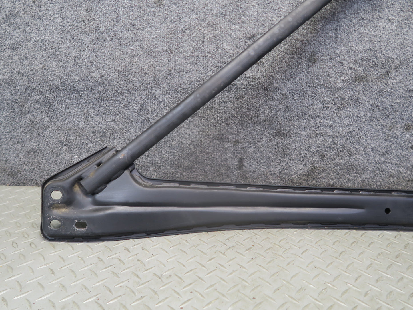 09-20 Nissan Z34 370Z Front Suspension Strut Tower Brace Cross Bar OEM