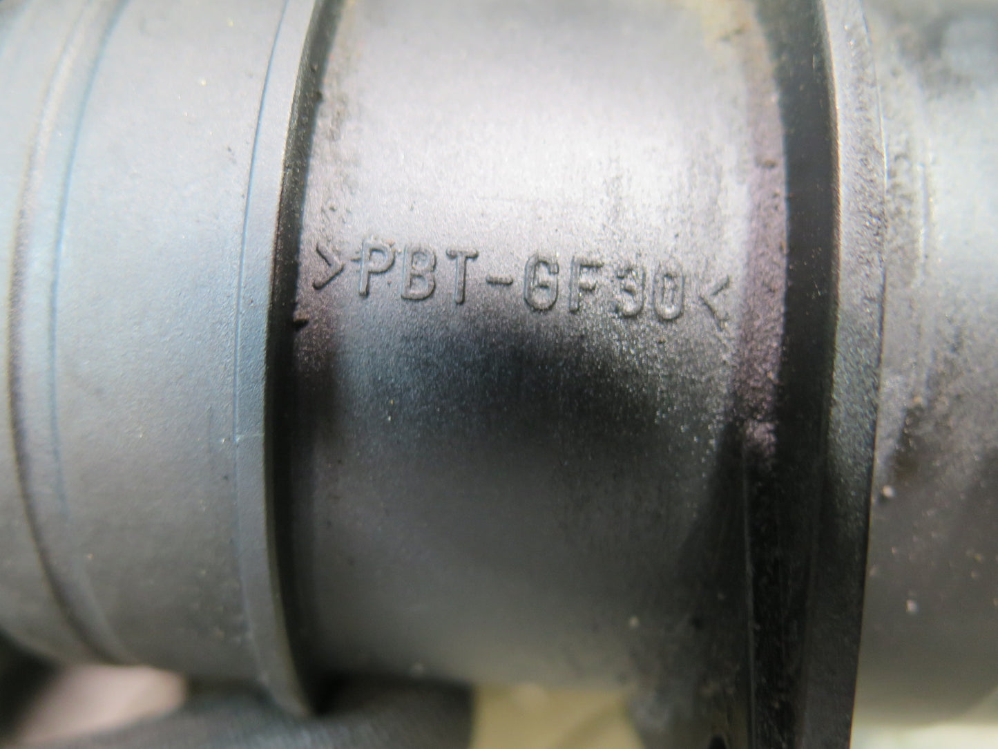 01-03 VW Eurovan T4 2.8L Mass Air Flow Meter MAF Sensor OEM