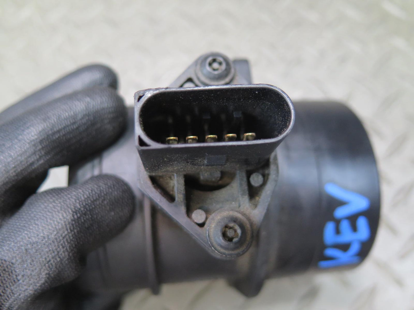 01-03 VW Eurovan T4 2.8L Mass Air Flow Meter MAF Sensor OEM