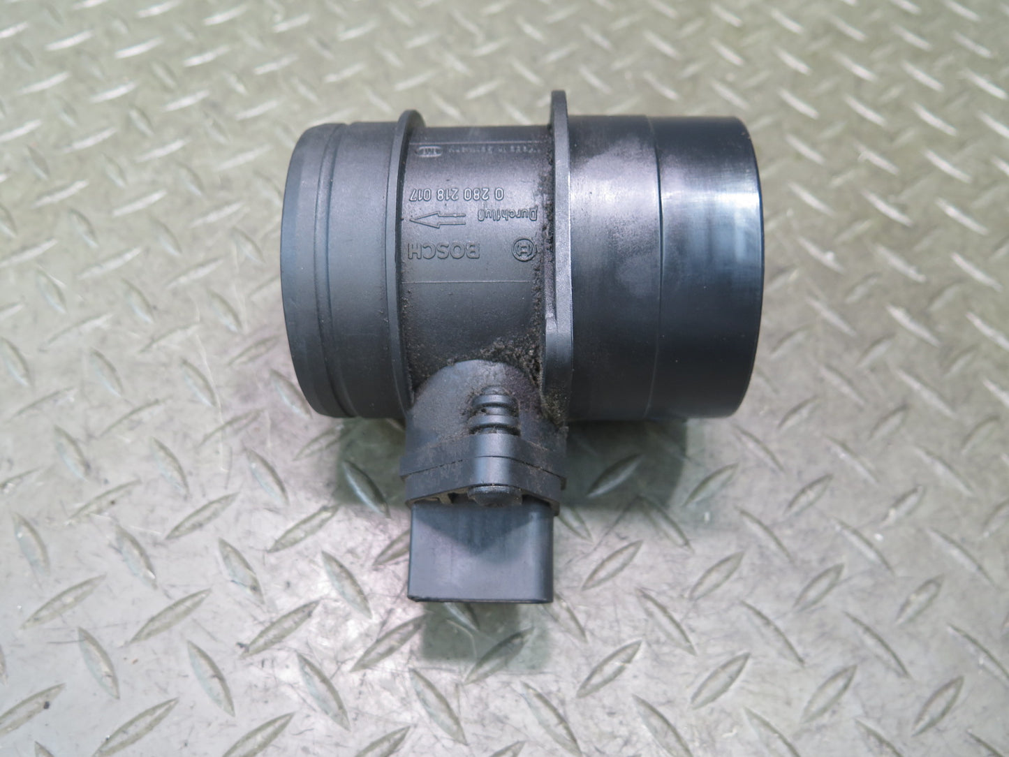 01-03 VW Eurovan T4 2.8L Mass Air Flow Meter MAF Sensor OEM