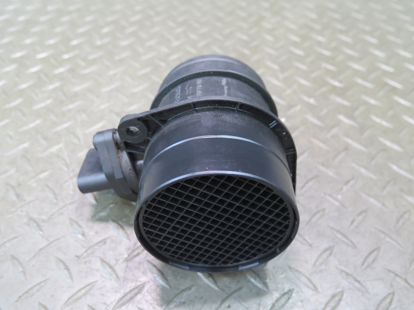 01-03 VW Eurovan T4 2.8L Mass Air Flow Meter MAF Sensor OEM