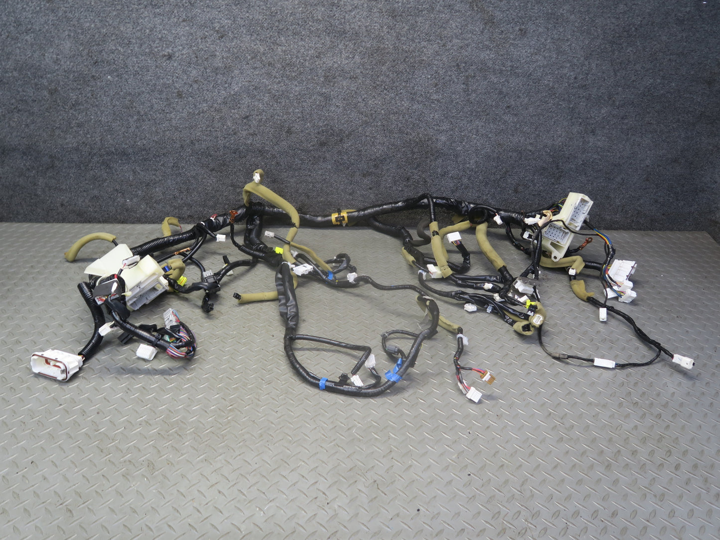2010 Nissan 370Z Convertible VQ37VHR A/T Main Dash Dashboard Wire Harness OEM