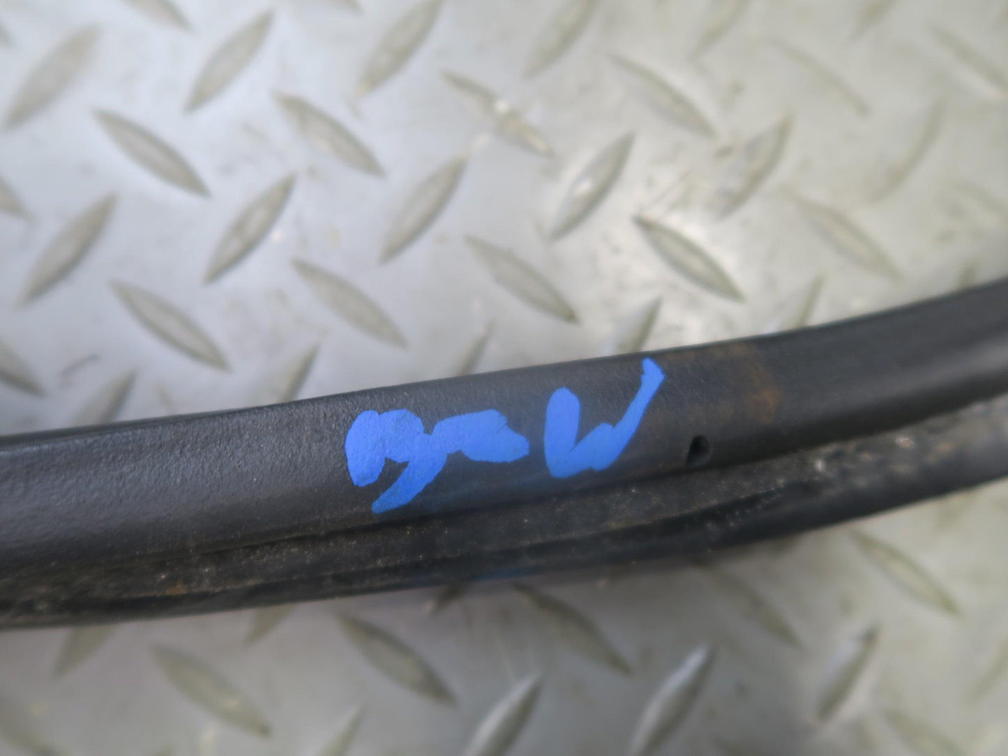 96-02 BMW E36/7 Z3 Roadster Rear Trunk Weatherstrip Rubber Seal OEM