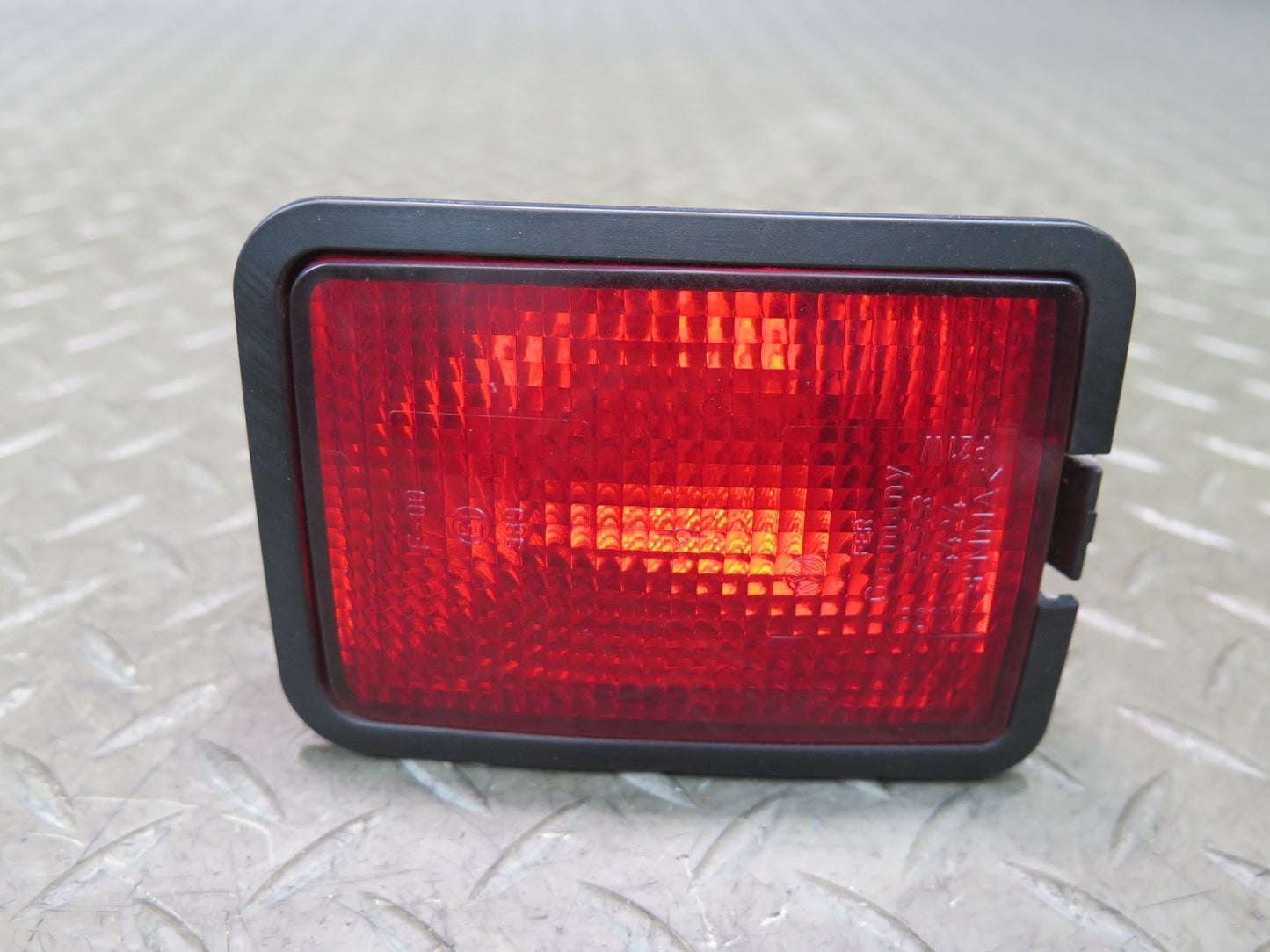 99-03 VW Eurovan T4 Set of 2 Rear Left  & Right Bumper Tail Light Lamp OEM