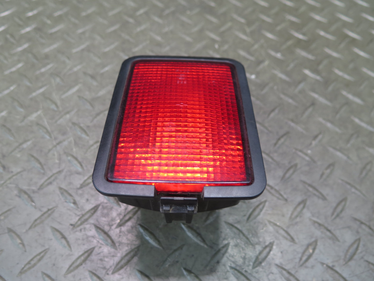 99-03 VW Eurovan T4 Set of 2 Rear Left  & Right Bumper Tail Light Lamp OEM