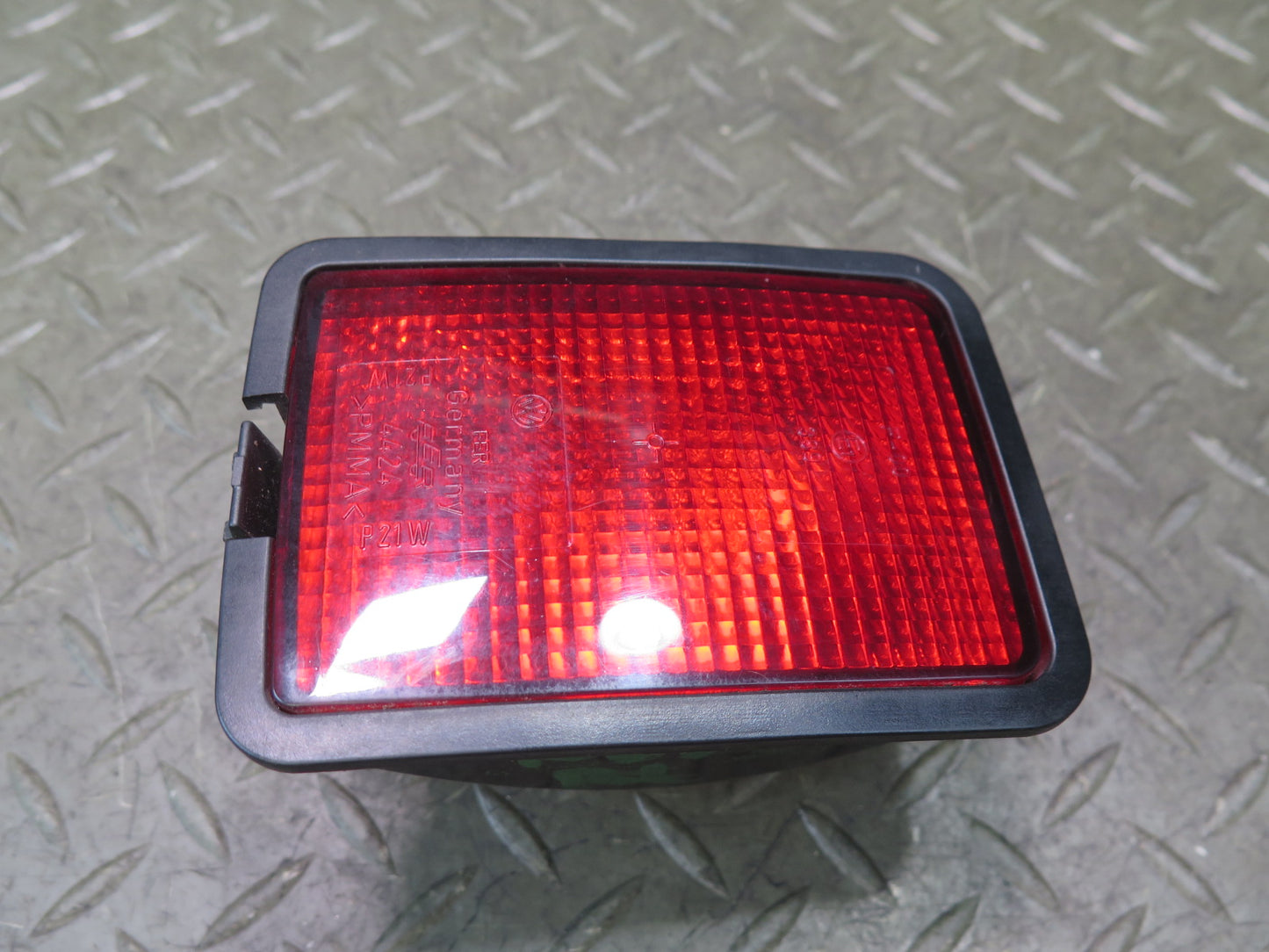 99-03 VW Eurovan T4 Set of 2 Rear Left  & Right Bumper Tail Light Lamp OEM