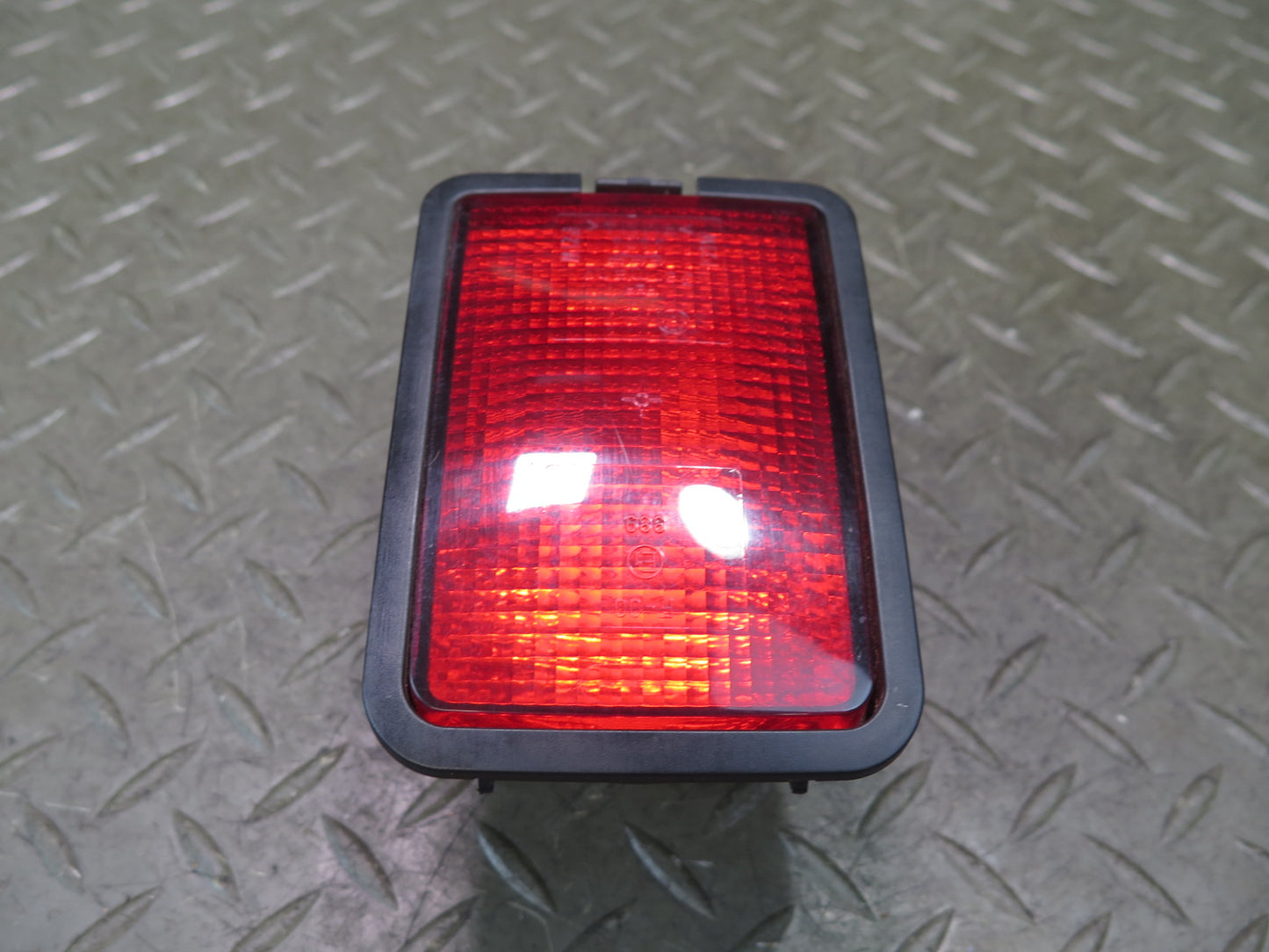 99-03 VW Eurovan T4 Set of 2 Rear Left  & Right Bumper Tail Light Lamp OEM