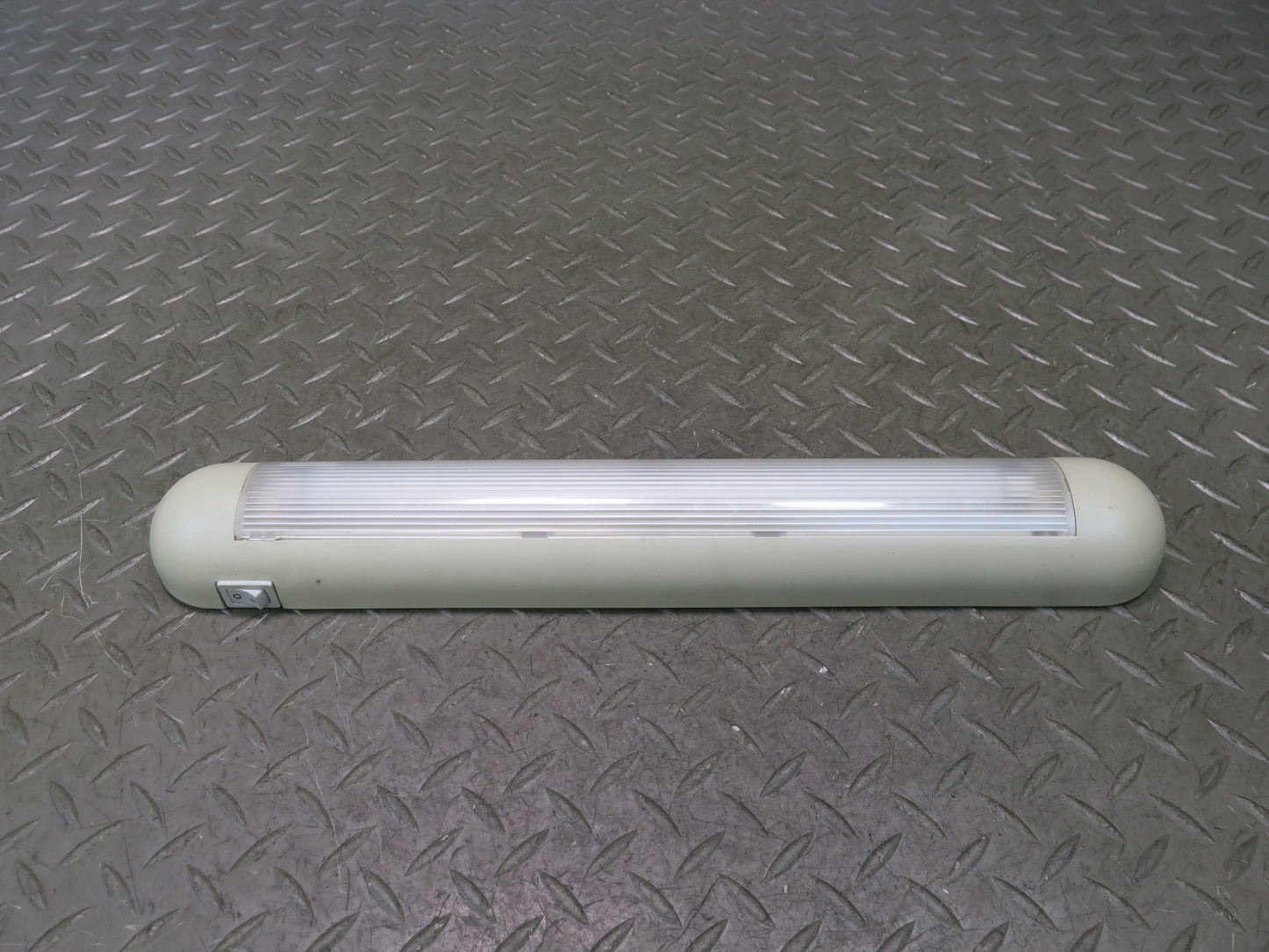 97-03 VW Eurovan T4 Interior Reading Dome Light Lamp 7D0947107A OEM
