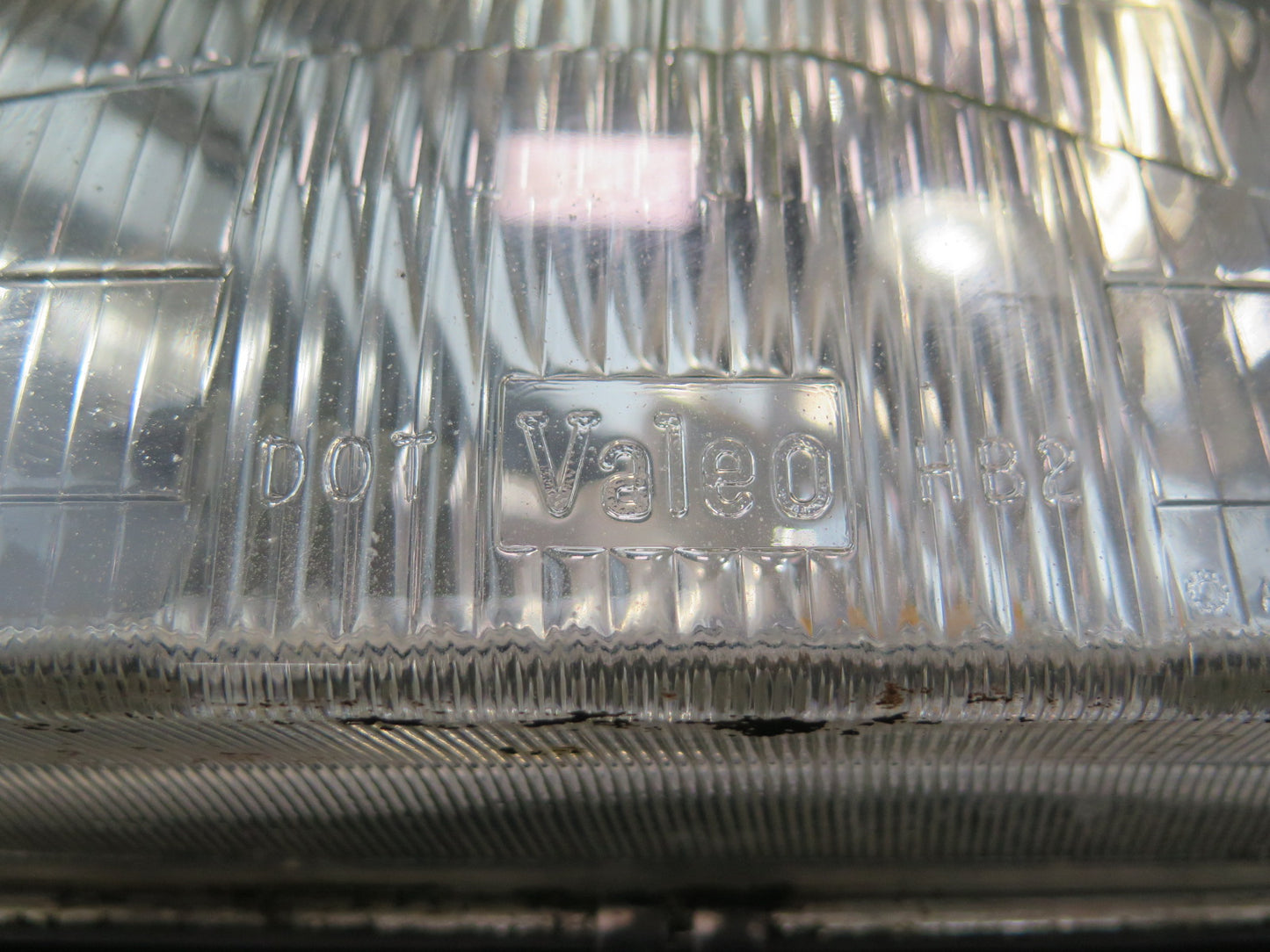 99-03 VW Eurovan T4 Front Left Driver Side Halogen Headlight Lamp OEM