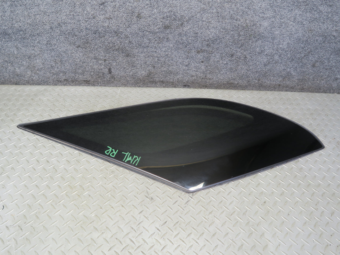 12-18 Mercedes W166 GLE Ml-class  Rear Right Quarter Window Glass OEM