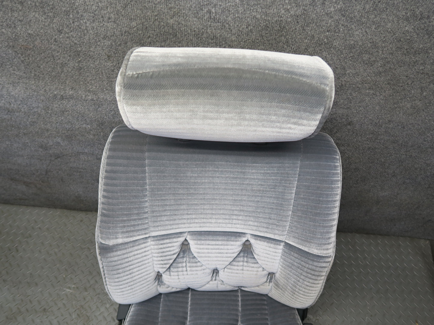 84-88 Toyota Cressida MX73 Luxury Sedan Front & Rear Velour Seat Blue Set OEM
