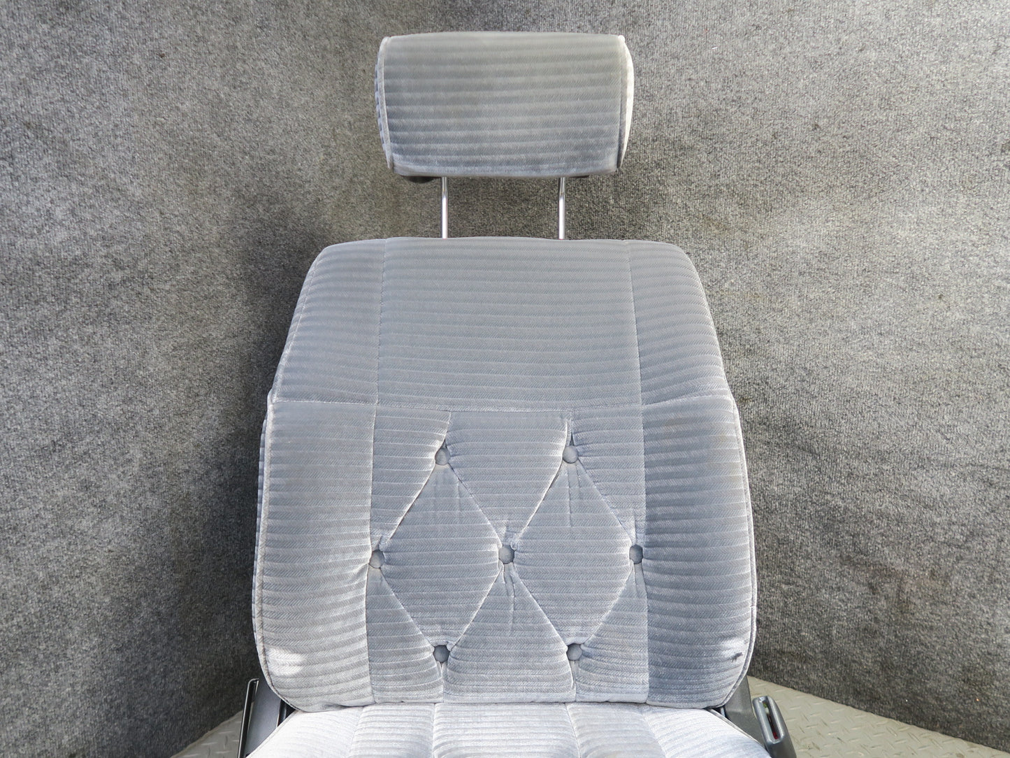 84-88 Toyota Cressida MX73 Luxury Sedan Front & Rear Velour Seat Blue Set OEM