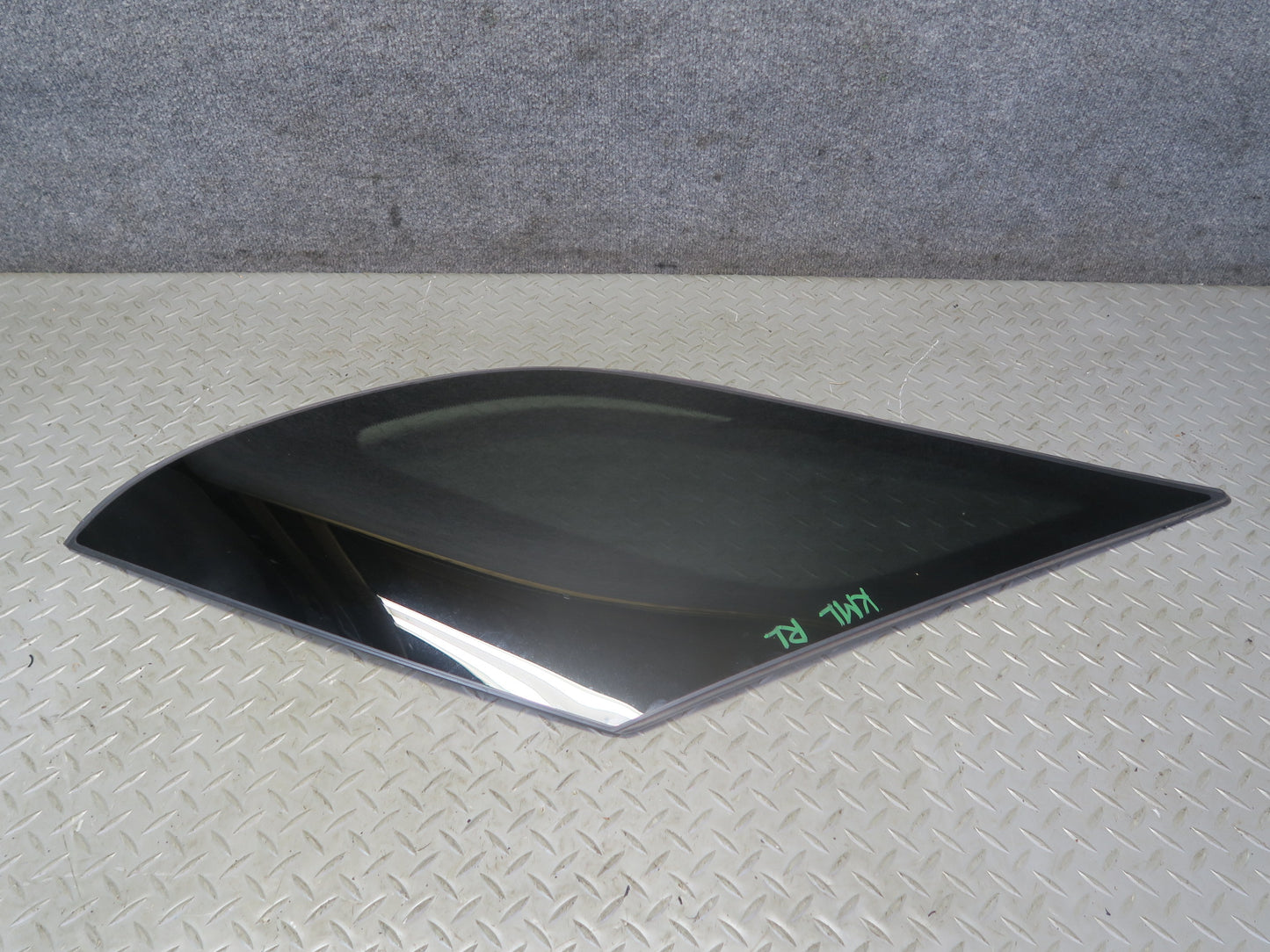 12-18 Mercedes W166 GLE ML350 Rear Left Quarter Window Glass OEM