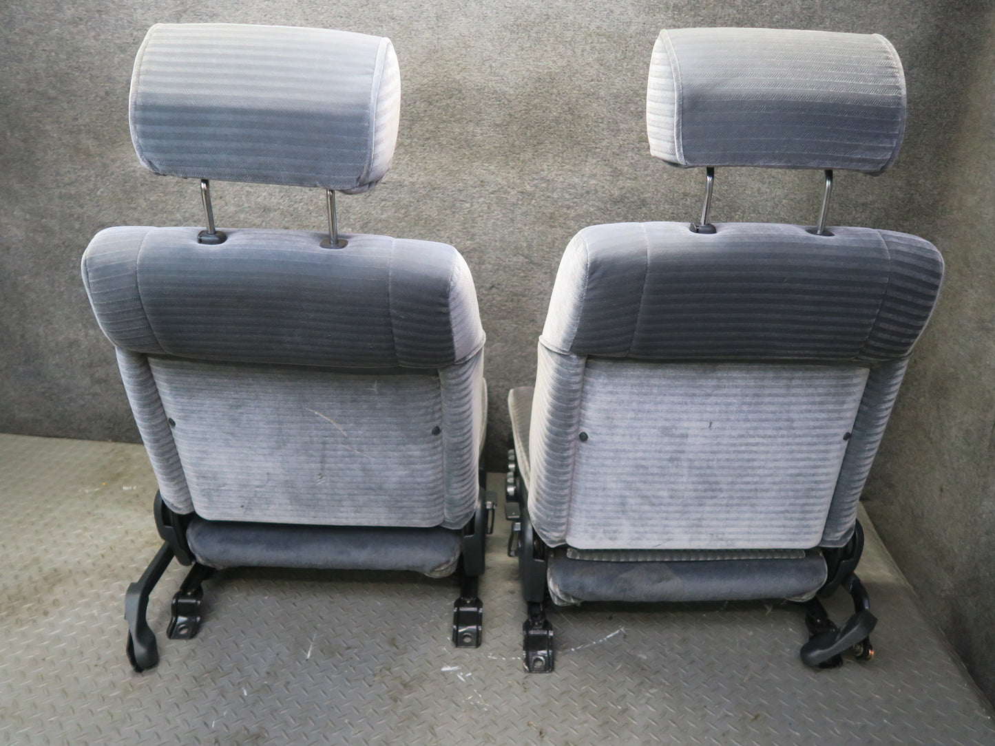 84-88 Toyota Cressida MX73 Luxury Sedan Front & Rear Velour Seat Blue Set OEM
