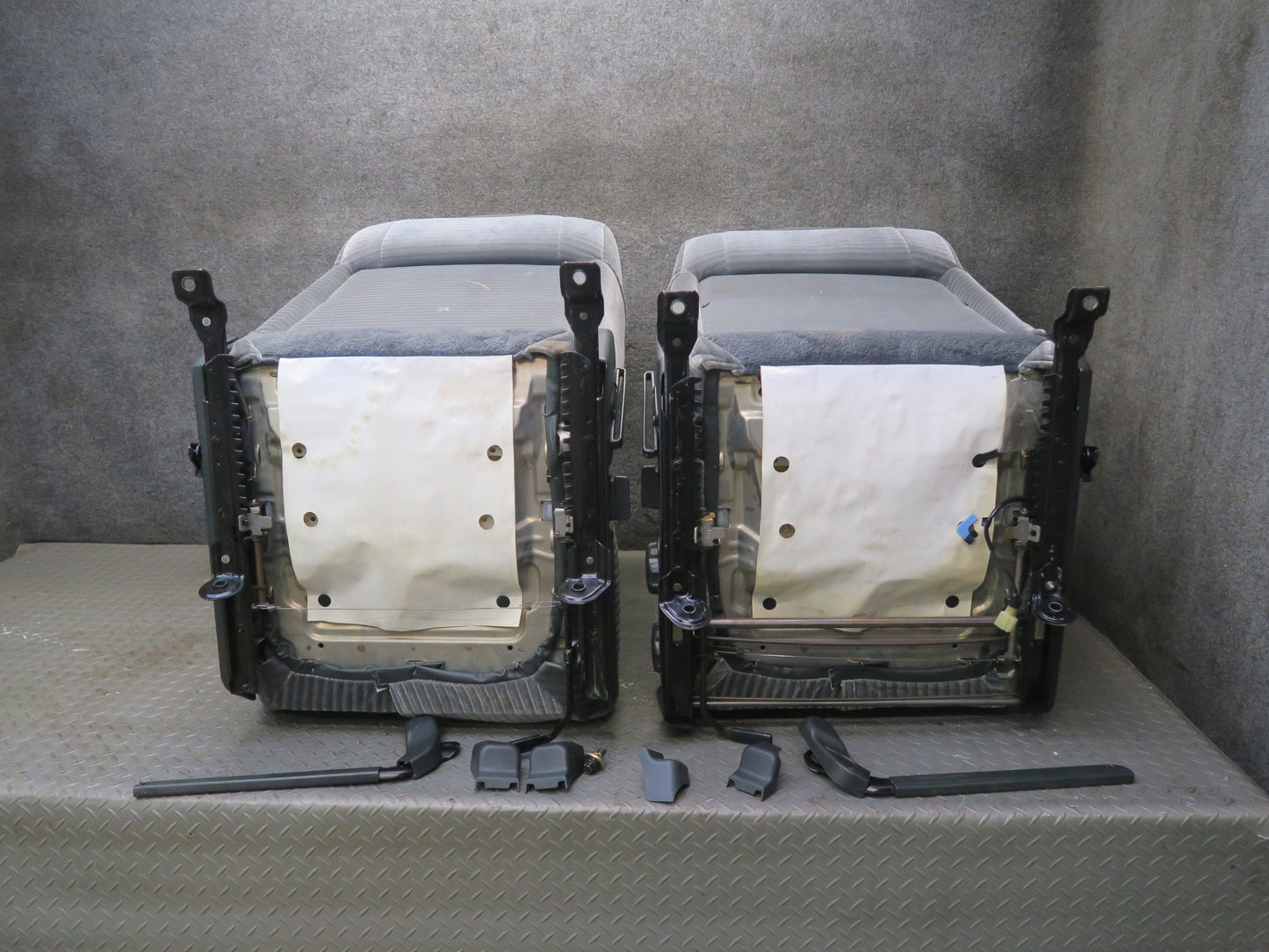 84-88 Toyota Cressida MX73 Luxury Sedan Front & Rear Velour Seat Blue Set OEM