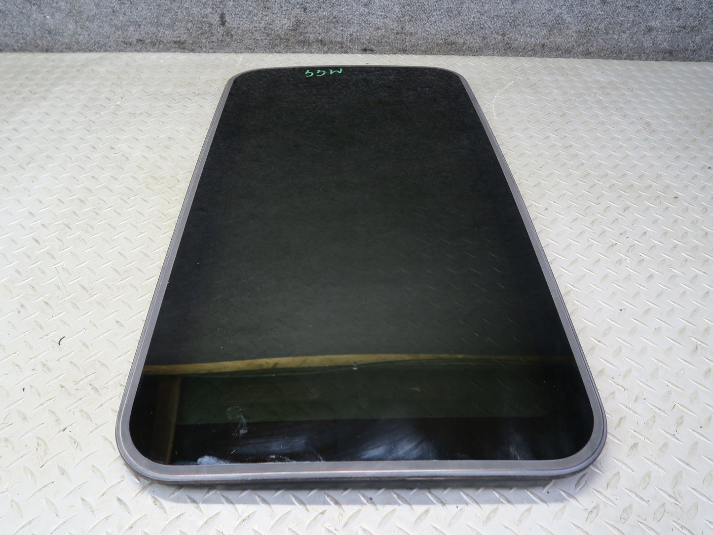 2014-2020 Maserati Ghibli M157 Upper Sunroof Moon Roof Glass Window
