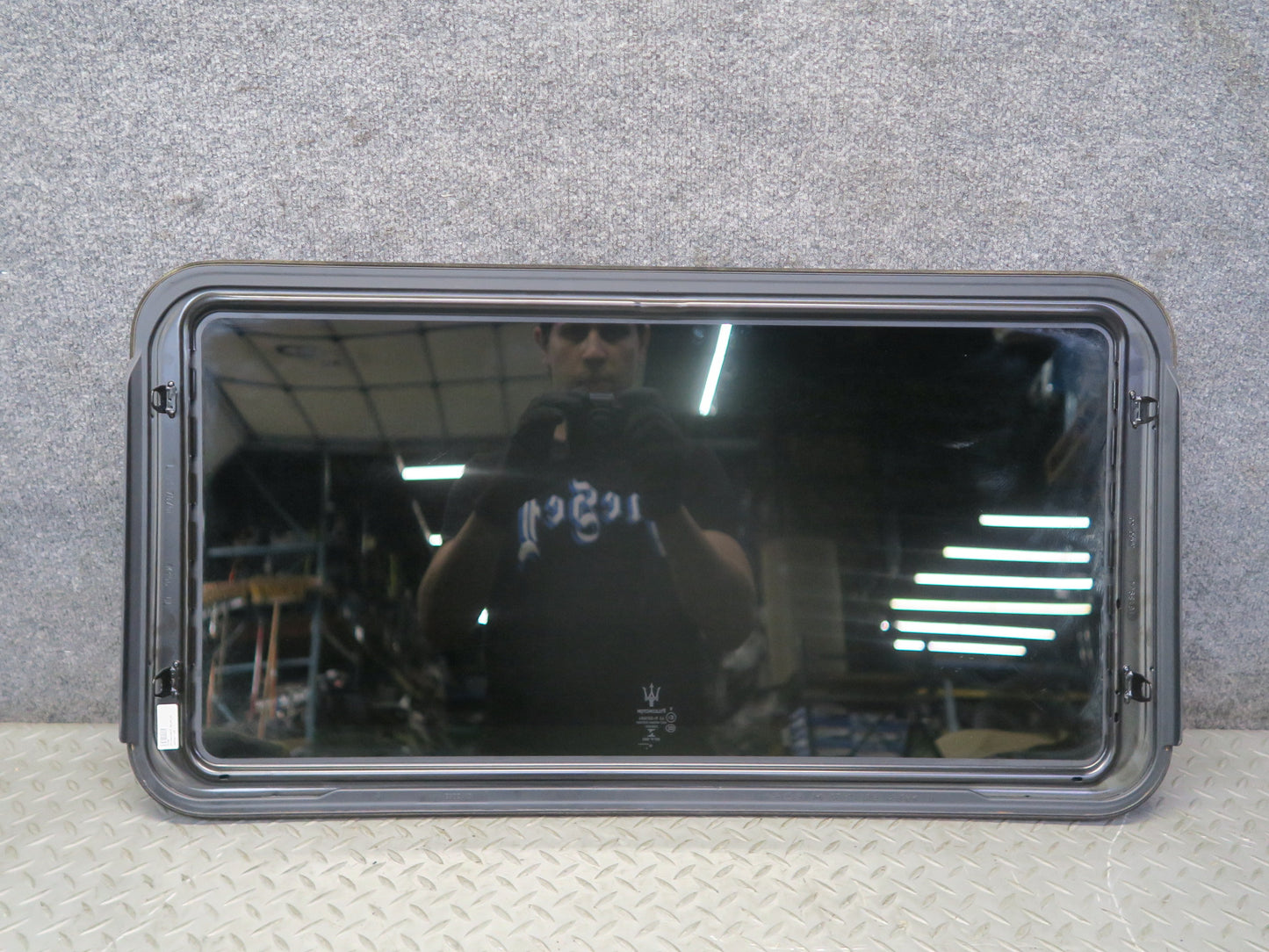 2014-2020 Maserati Ghibli M157 Upper Sunroof Moon Roof Glass Window