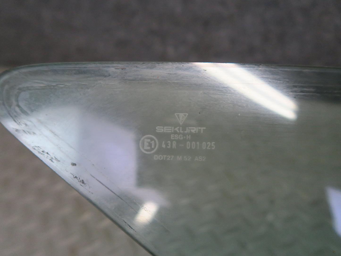1984-1991 Porsche 928 Rear Left Driver Side Quarter Glass Window