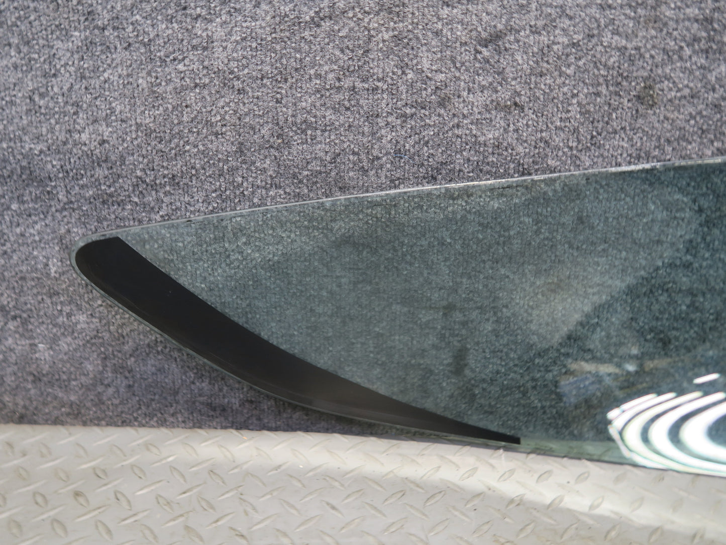 1984-1991 Porsche 928 Rear Left Driver Side Quarter Glass Window