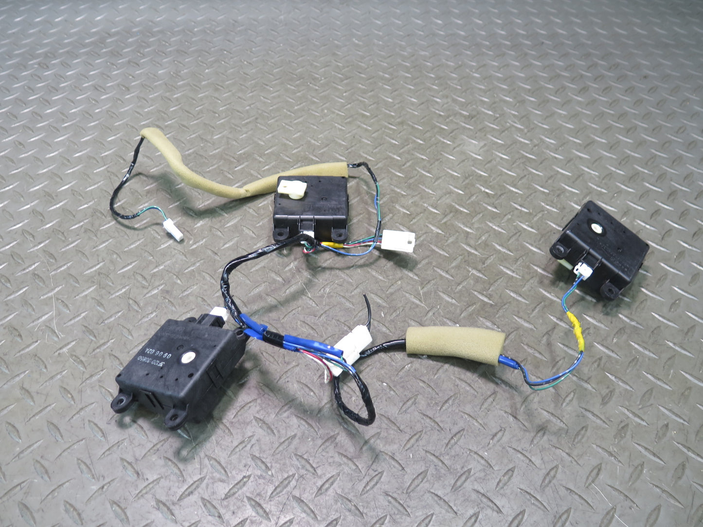 09-20 Nissan Z34 370Z Set of 3 A/C Heater Flap Door Actuator Motor Wiring OEM