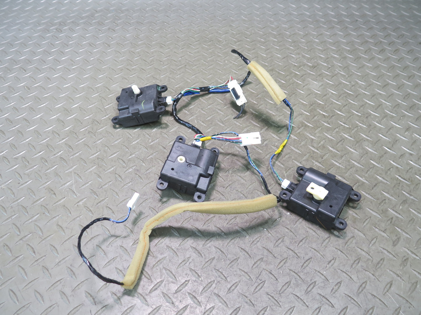 09-20 Nissan Z34 370Z Set of 3 A/C Heater Flap Door Actuator Motor Wiring OEM