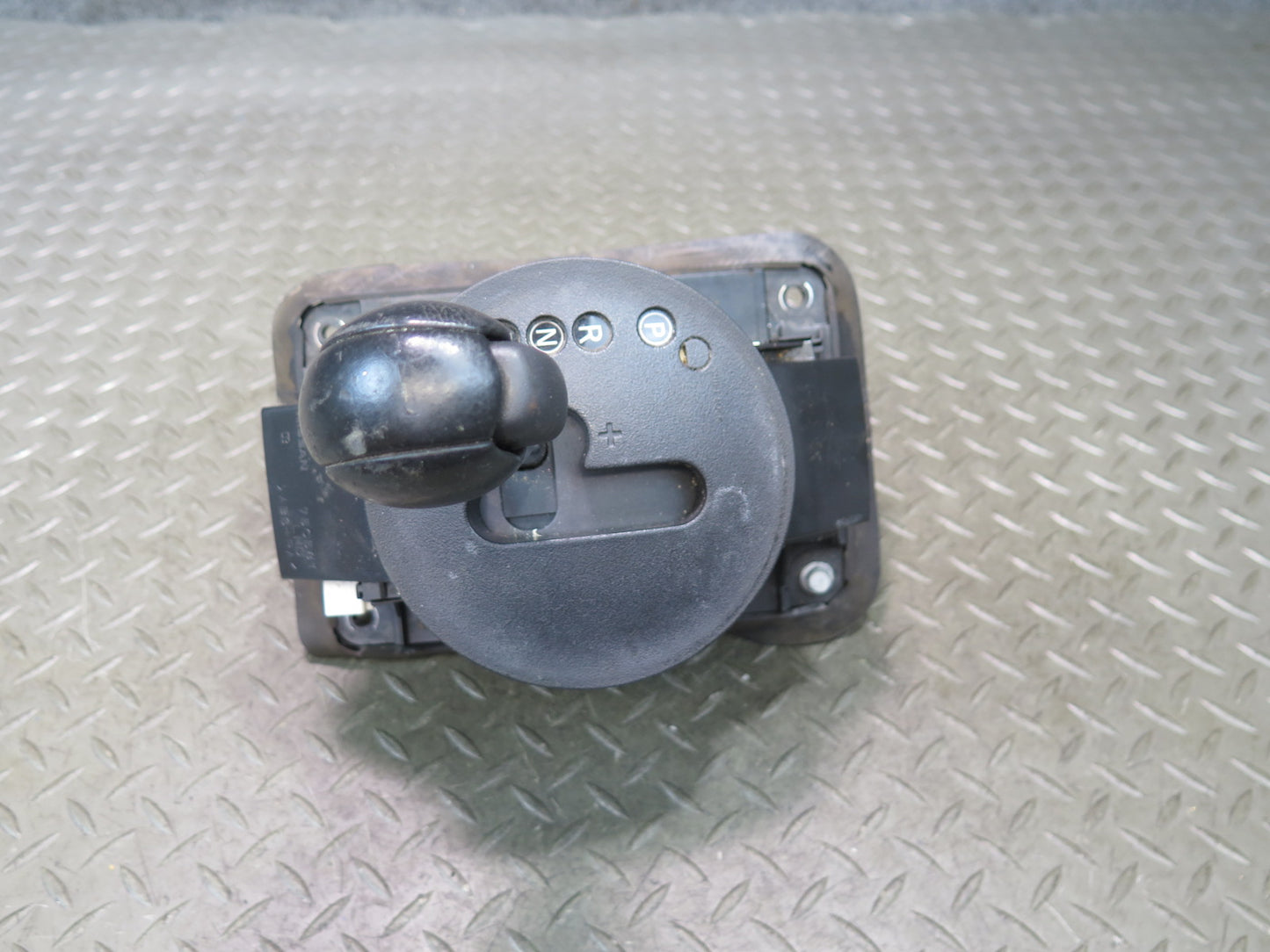 09-20 Nissan 370Z Z34 A/T Automatic Transmission Gear Shifter w Knob Assy OEM