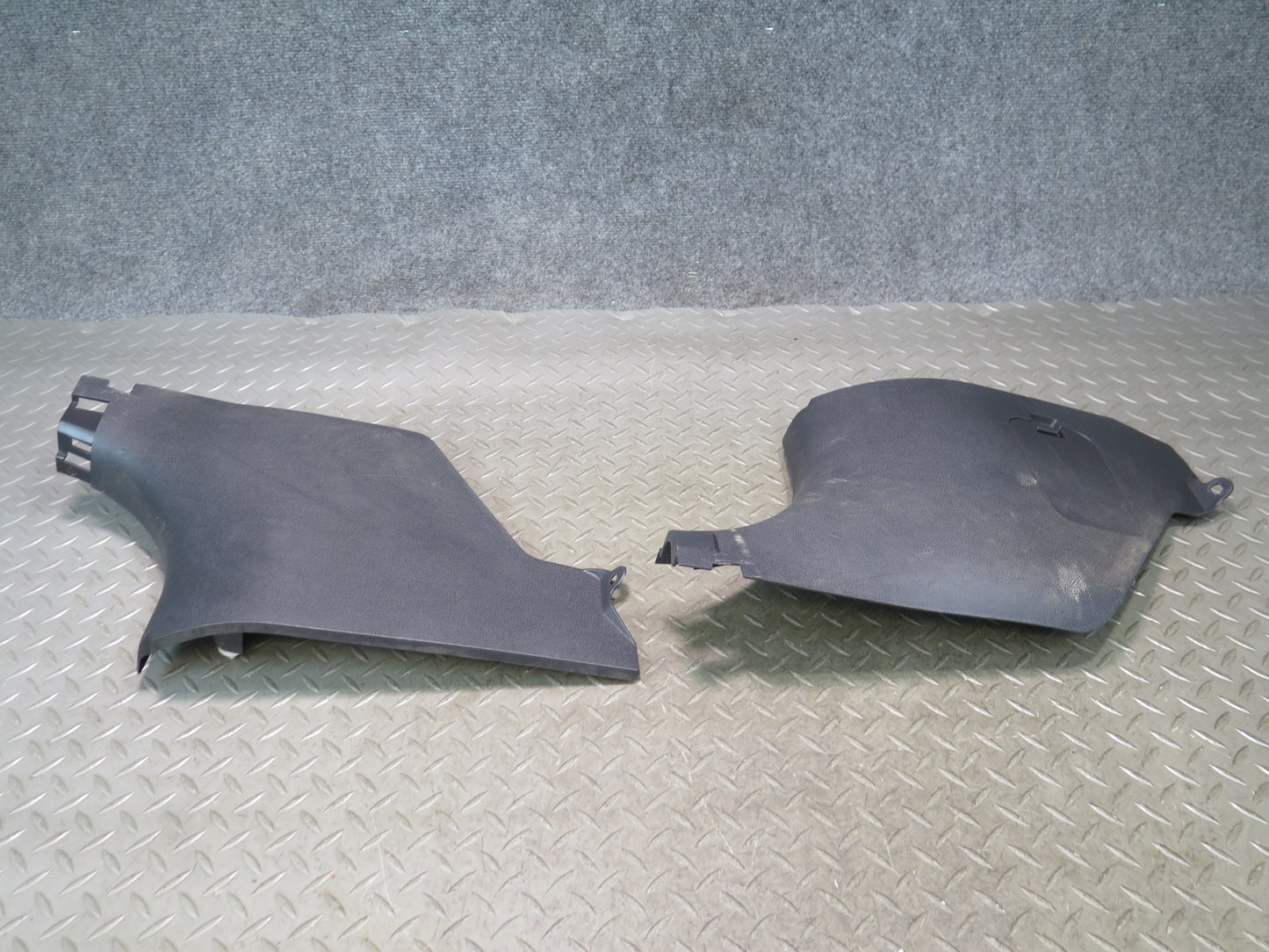 09-20 Nissan Z34 370Z Set of 2 Front Right & Left Kick Trim Cover Panel OEM