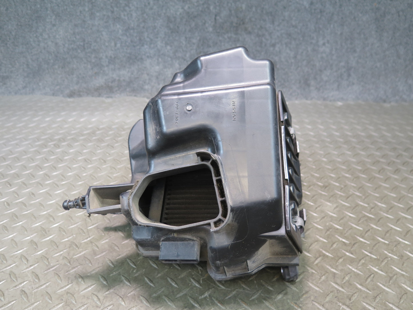 09-20 Nissan Z34 370Z Left Air Intake Cleaner Filter Box w MAF Sensor OEM