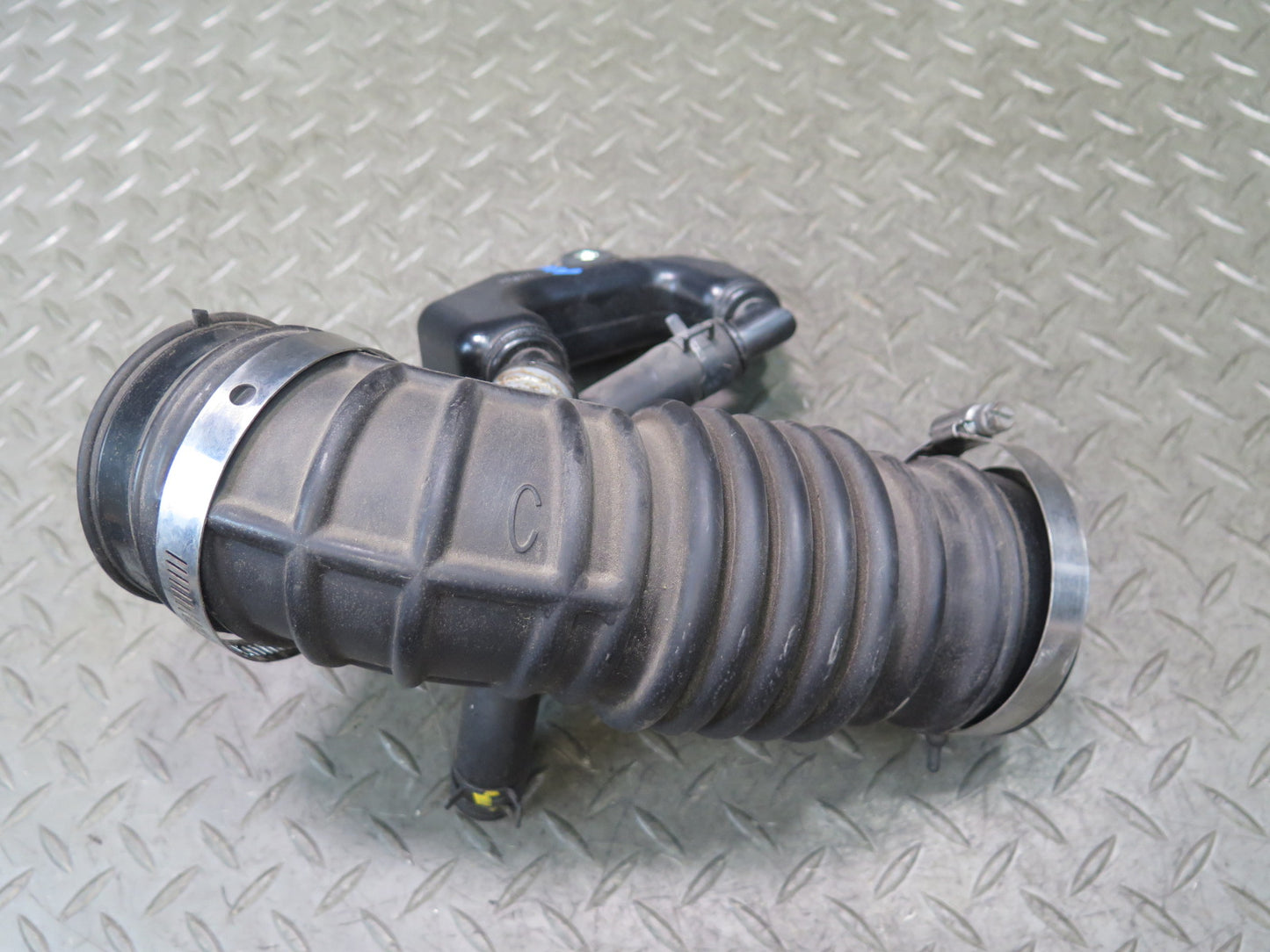 09-20 Nissan Z34 370Z VQ37VHR Right Air Intake Resonator Duct Hose Pipe OEM