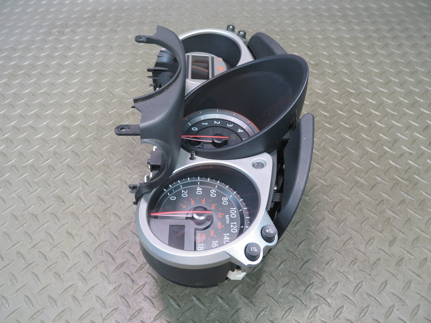 2010 Nissan Z34 370Z Convertible A/T Instrument Cluster Gauge Speedometer OEM
