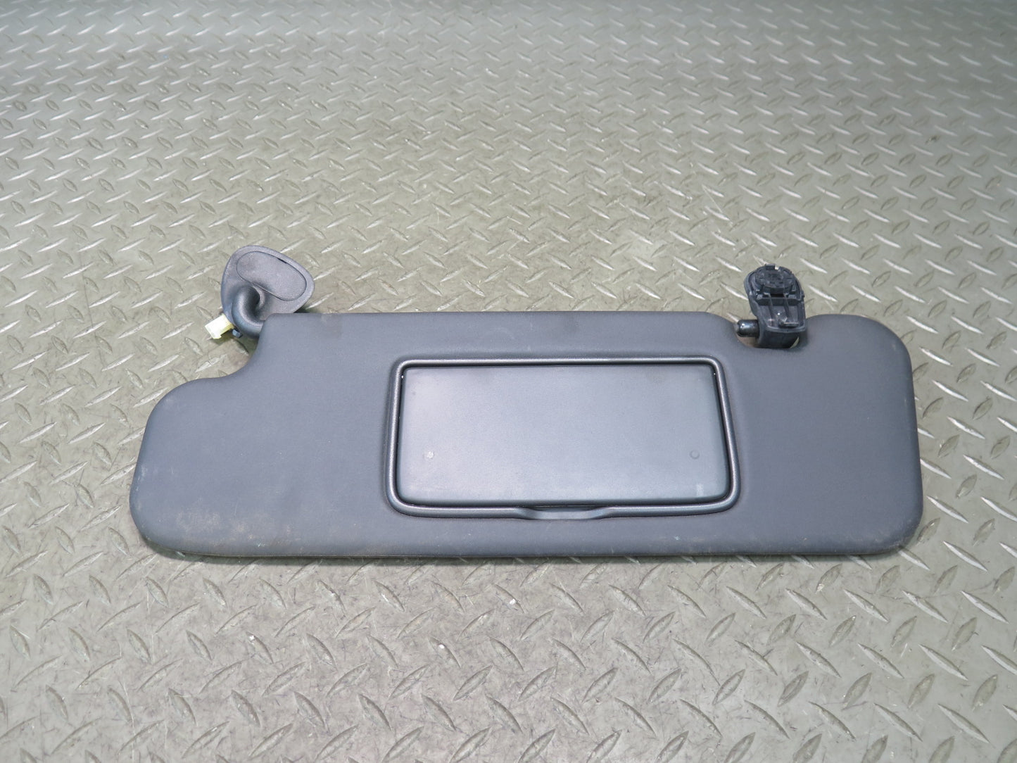 10-19 Nissan Z34 370Z Convertible Set of 2 Front Left & Right Sun Visor OEM