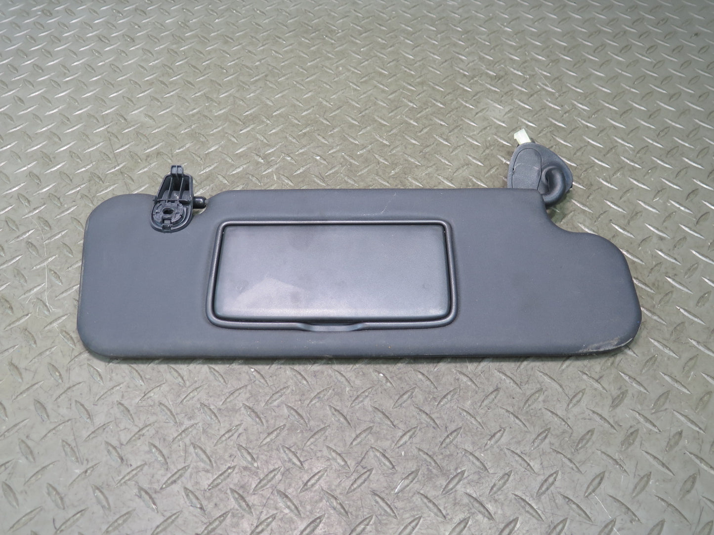 10-19 Nissan Z34 370Z Convertible Set of 2 Front Left & Right Sun Visor OEM