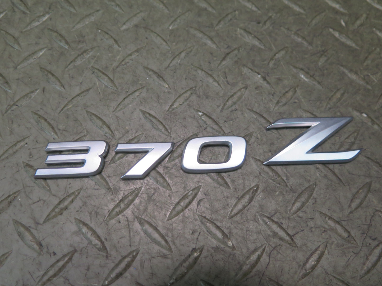 09-20 Nissan Z34 370Z Rear Trunk Lid Emblem Badge Logo Set OEM