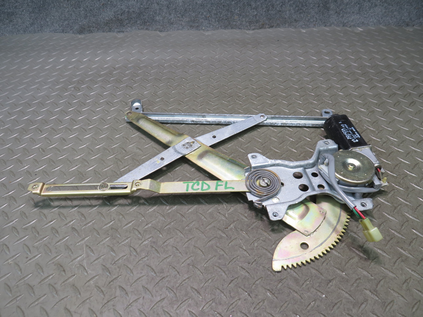 84-88 Toyota Cressida MX73 Sedan Front Left Door Window Regulator Motor OEM