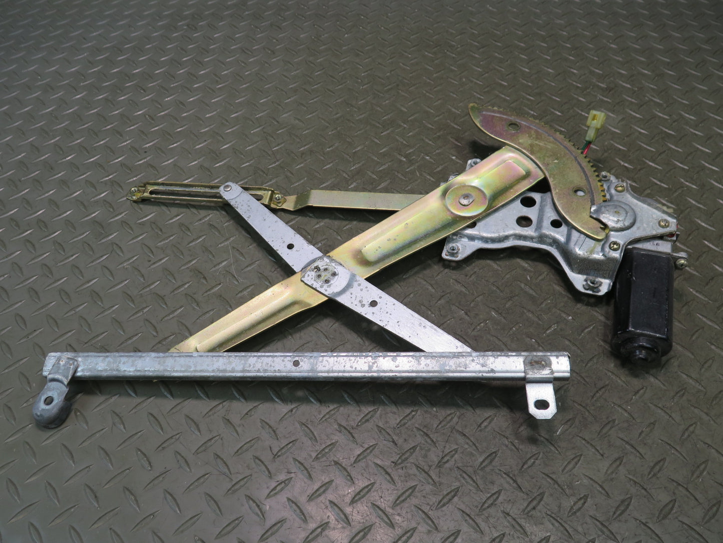 84-88 Toyota Cressida MX73 Sedan Front Left Door Window Regulator Motor OEM