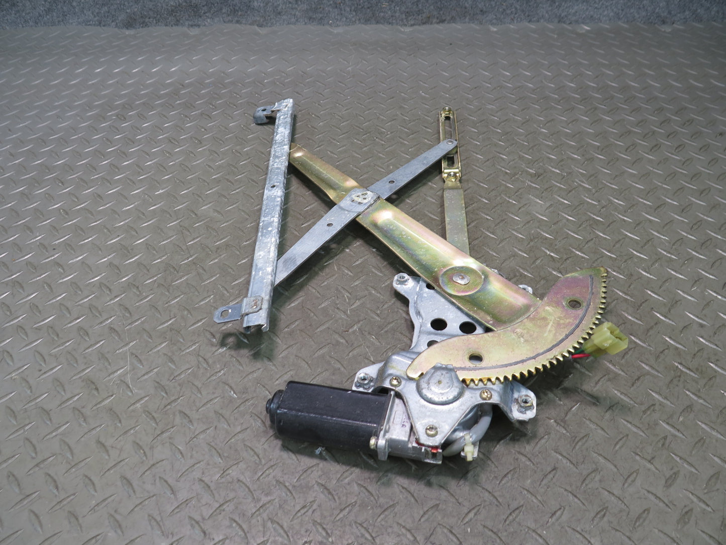 84-88 Toyota Cressida MX73 Sedan Front Left Door Window Regulator Motor OEM