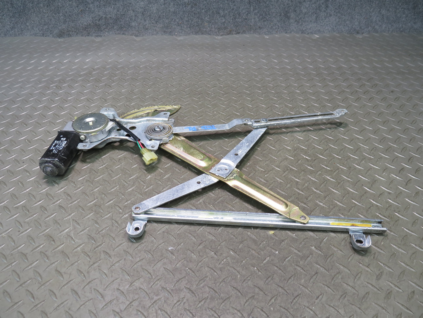84-88 Toyota Cressida MX73 Sedan Rear Left Door Window Regulator Motor OEM