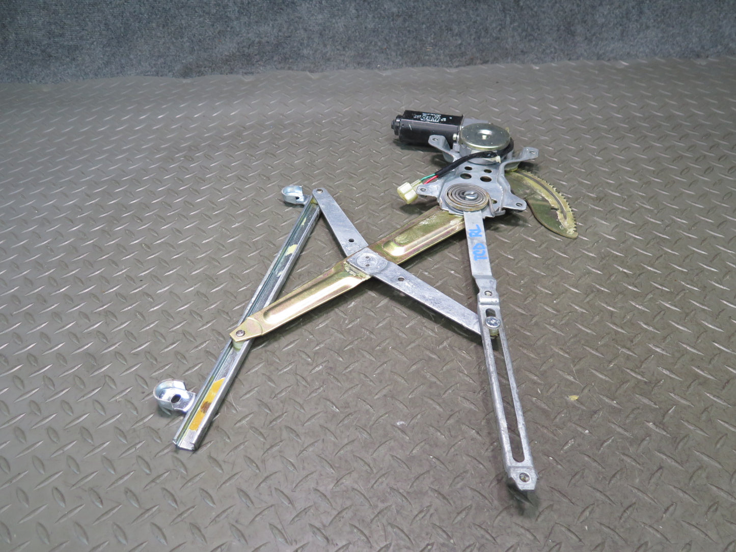 84-88 Toyota Cressida MX73 Sedan Rear Left Door Window Regulator Motor OEM