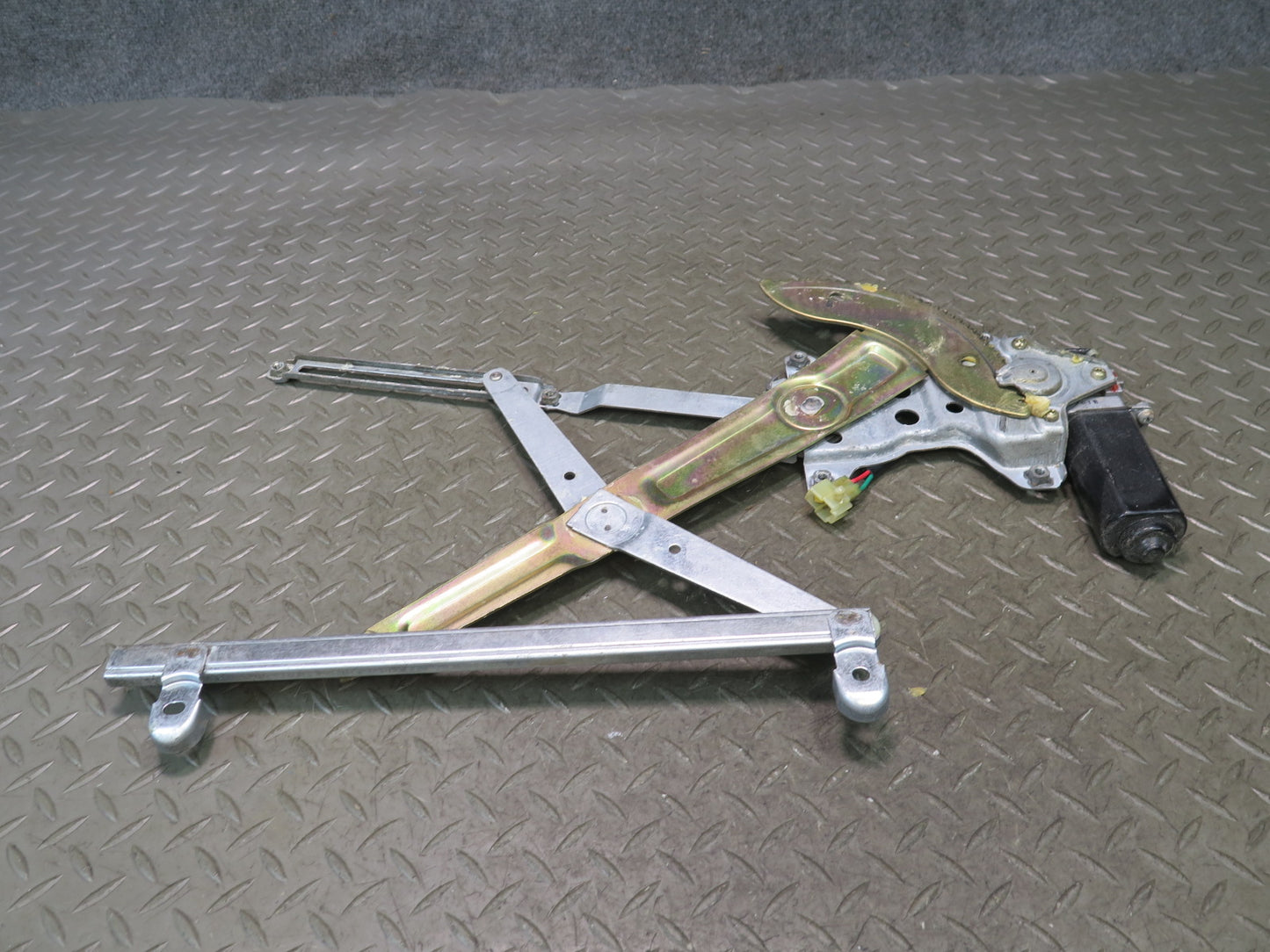 84-88 Toyota Cressida MX73 Sedan Rear Left Door Window Regulator Motor OEM