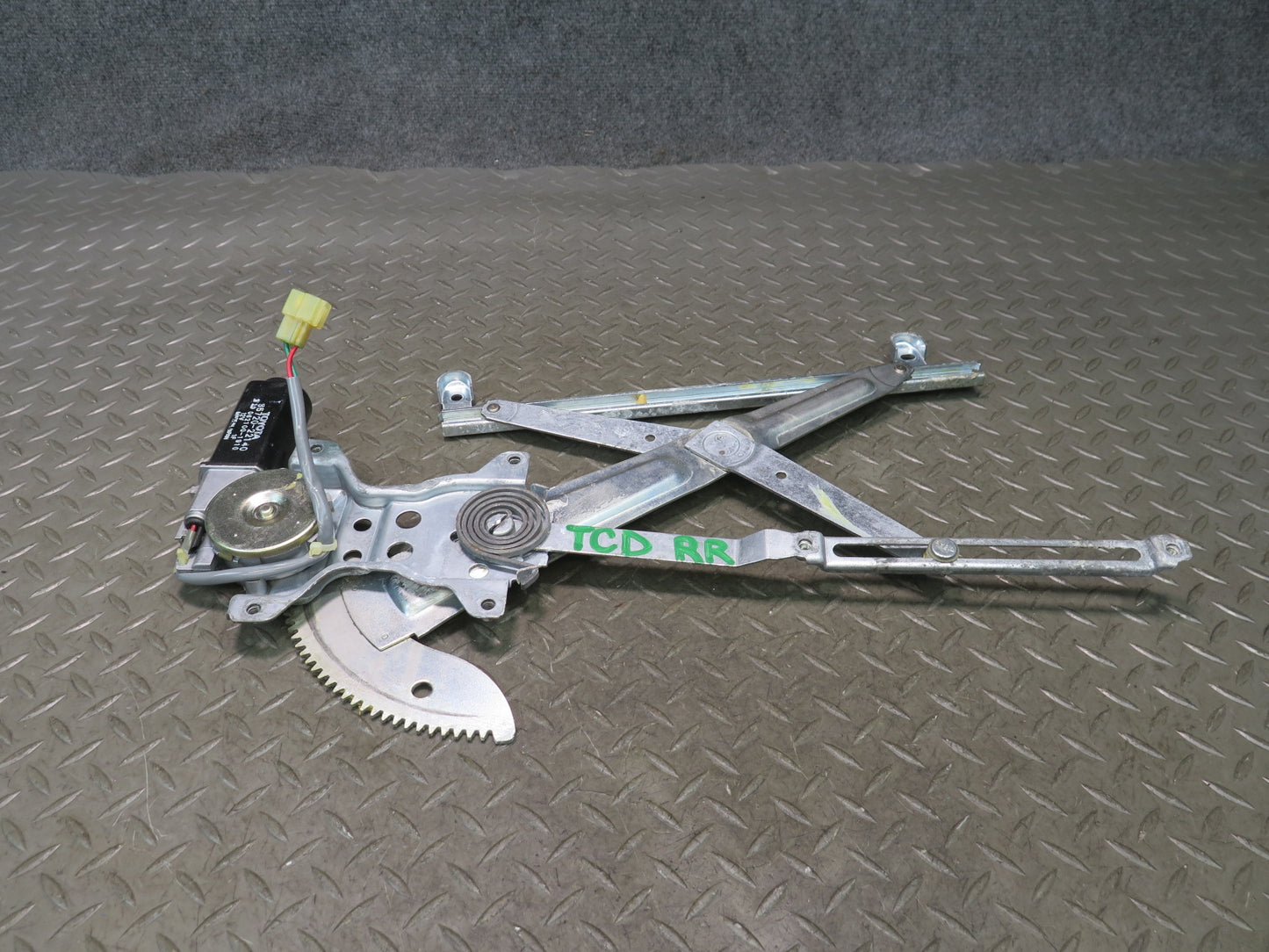 84-88 Toyota Cressida MX73 Sedan Rear Right Door Window Regulator Motor OEM