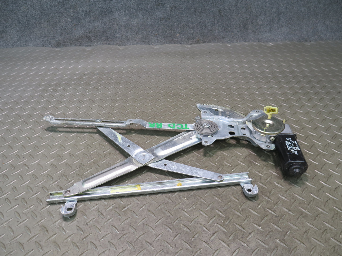 84-88 Toyota Cressida MX73 Sedan Rear Right Door Window Regulator Motor OEM