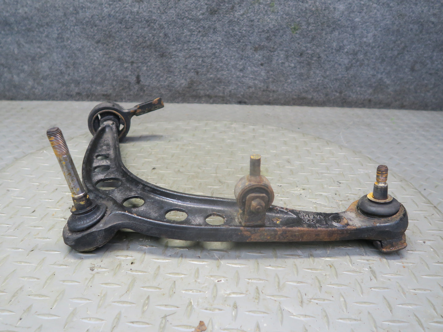 96-02 BMW E36/7 Z3 Front Right Suspension Lower Control Arm OEM