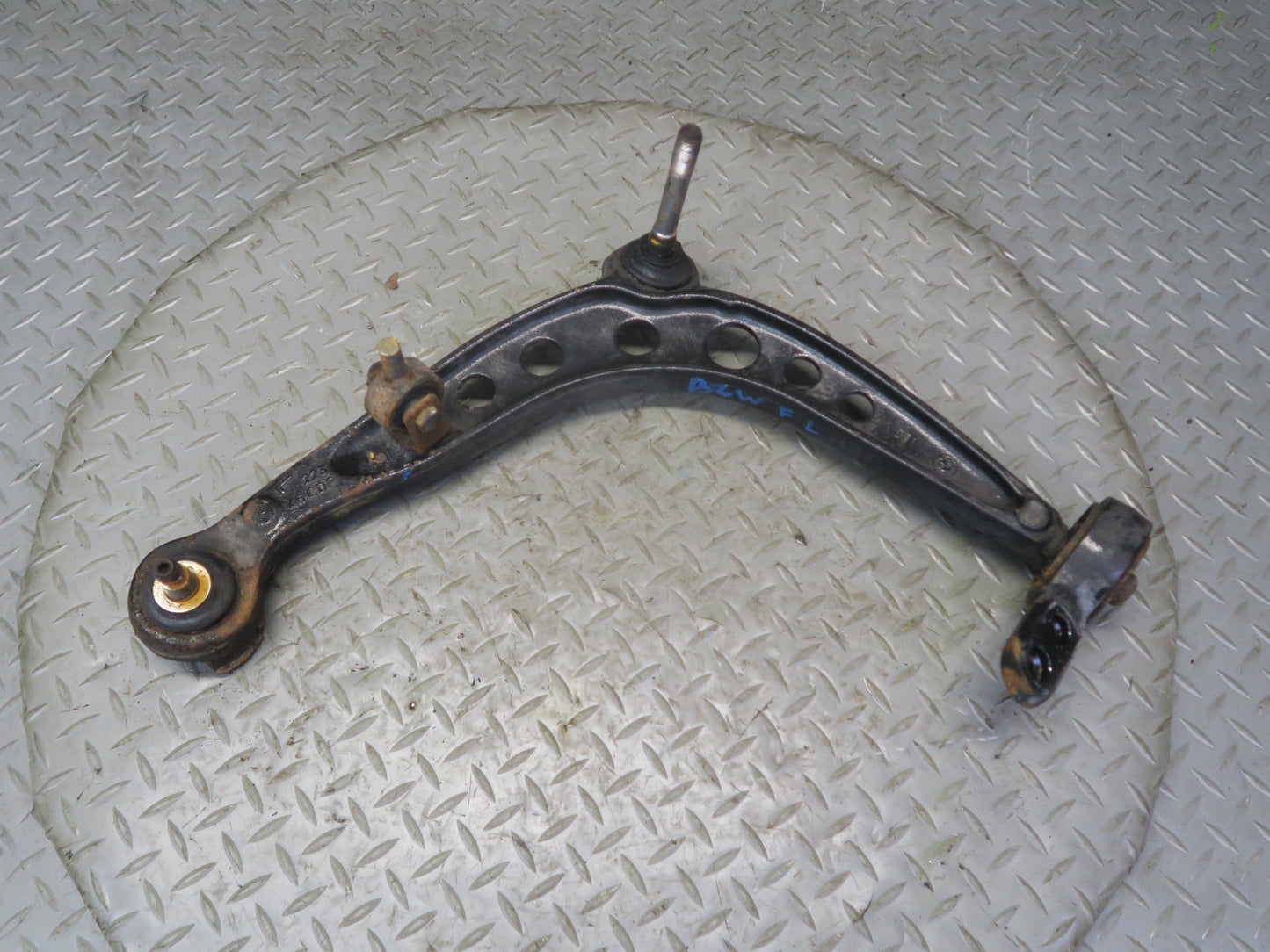 96-02 BMW E36/7 Z3 Front Right Suspension Lower Control Arm OEM