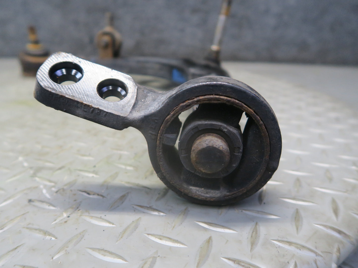 96-02 BMW E36/7 Z3 Front Right Suspension Lower Control Arm OEM