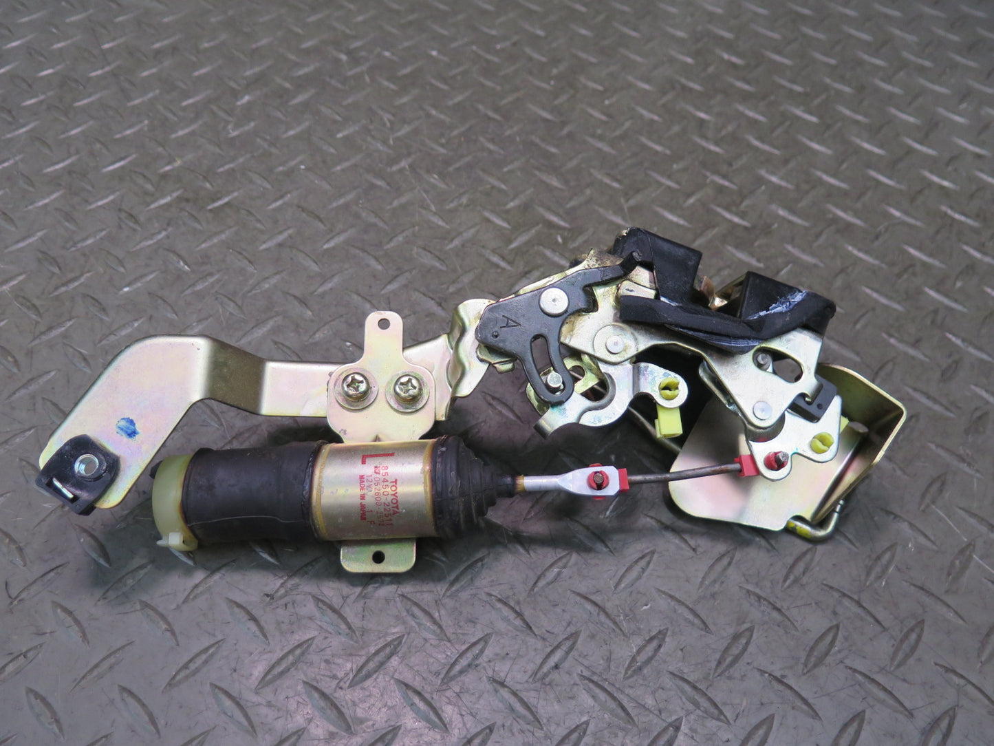84-88 Toyota Cressida MX73 Sedan Rear Left Door Lock Latch w Actuator OEM